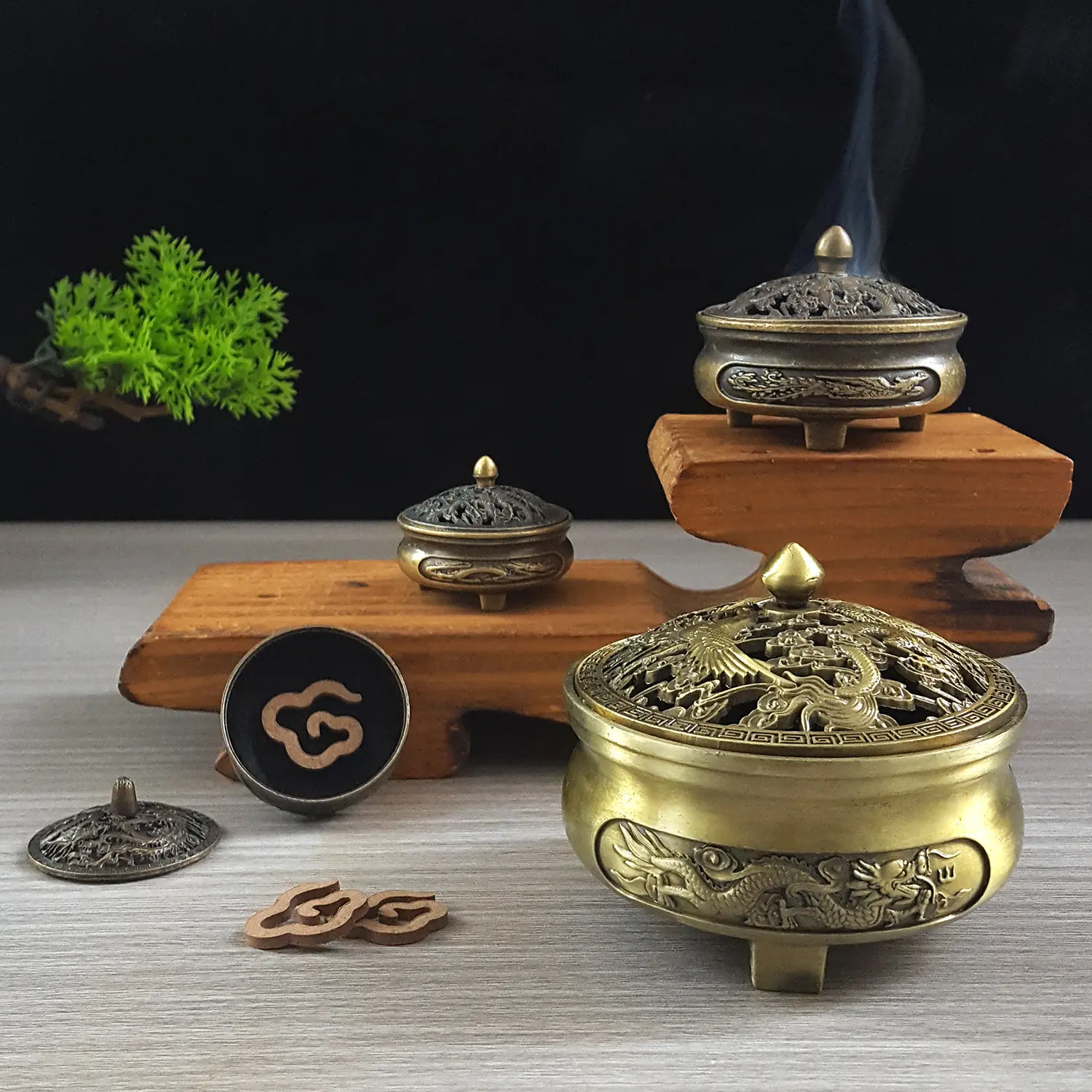 Zen-inspired Agarwood And Sandalwood Incense Burner