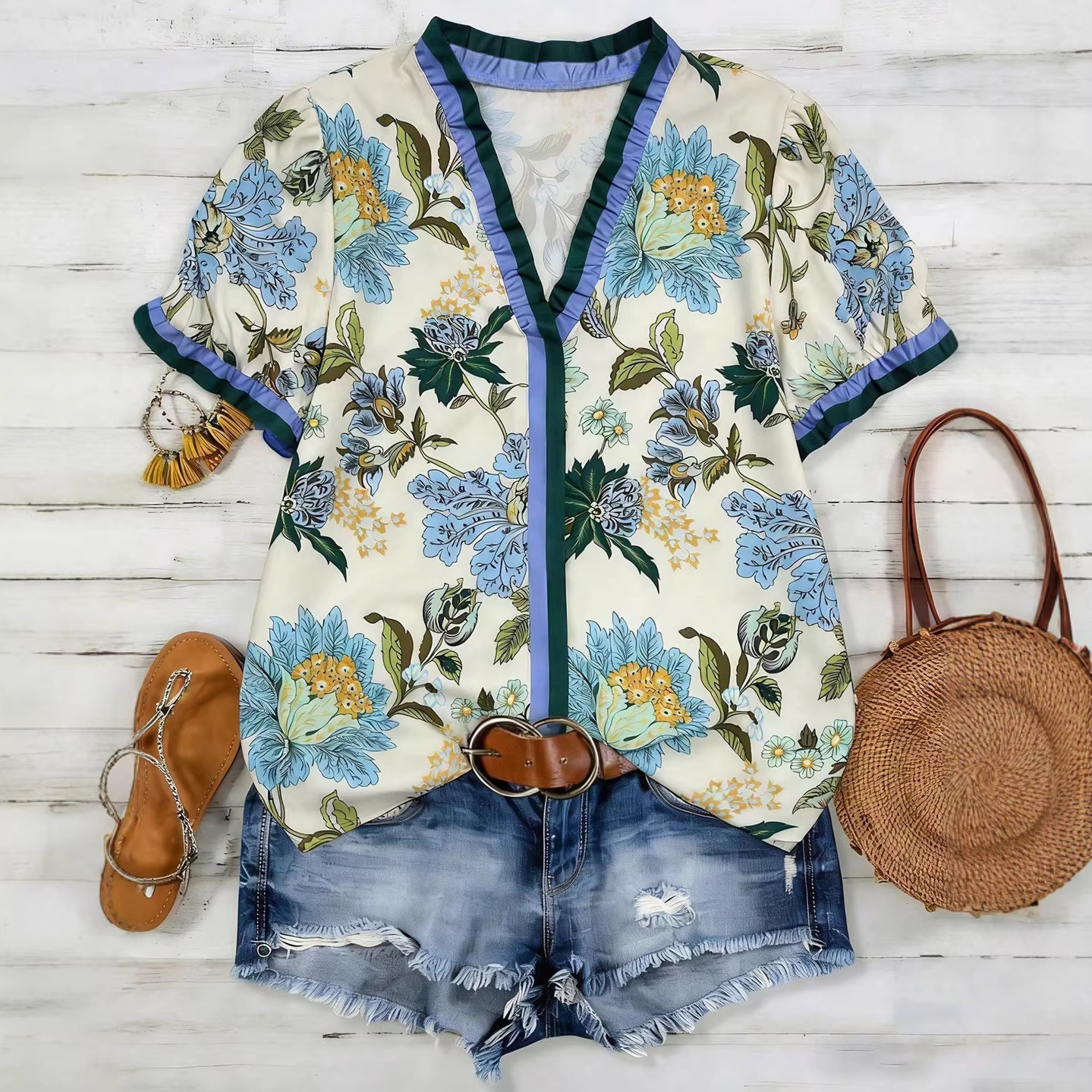 Retro-printed V-neck Chiffon Blouse With Contrasting Colors And Ruffled Trim