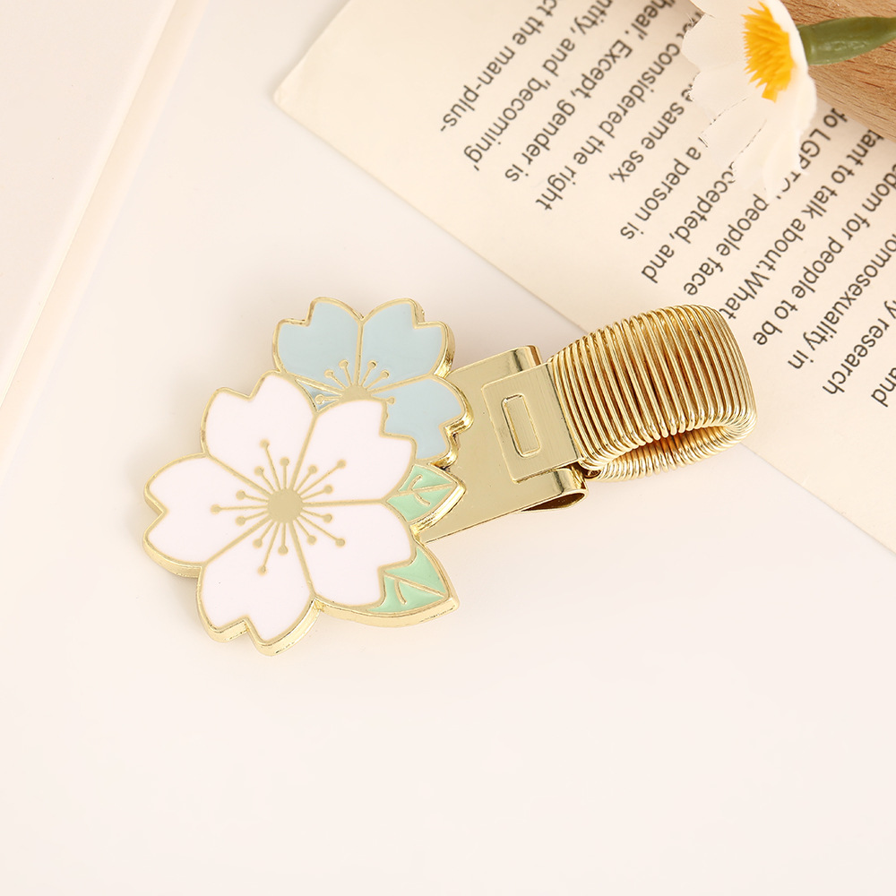 Creative Dripping Oil Tricolor Flower Metal Pen Clip
