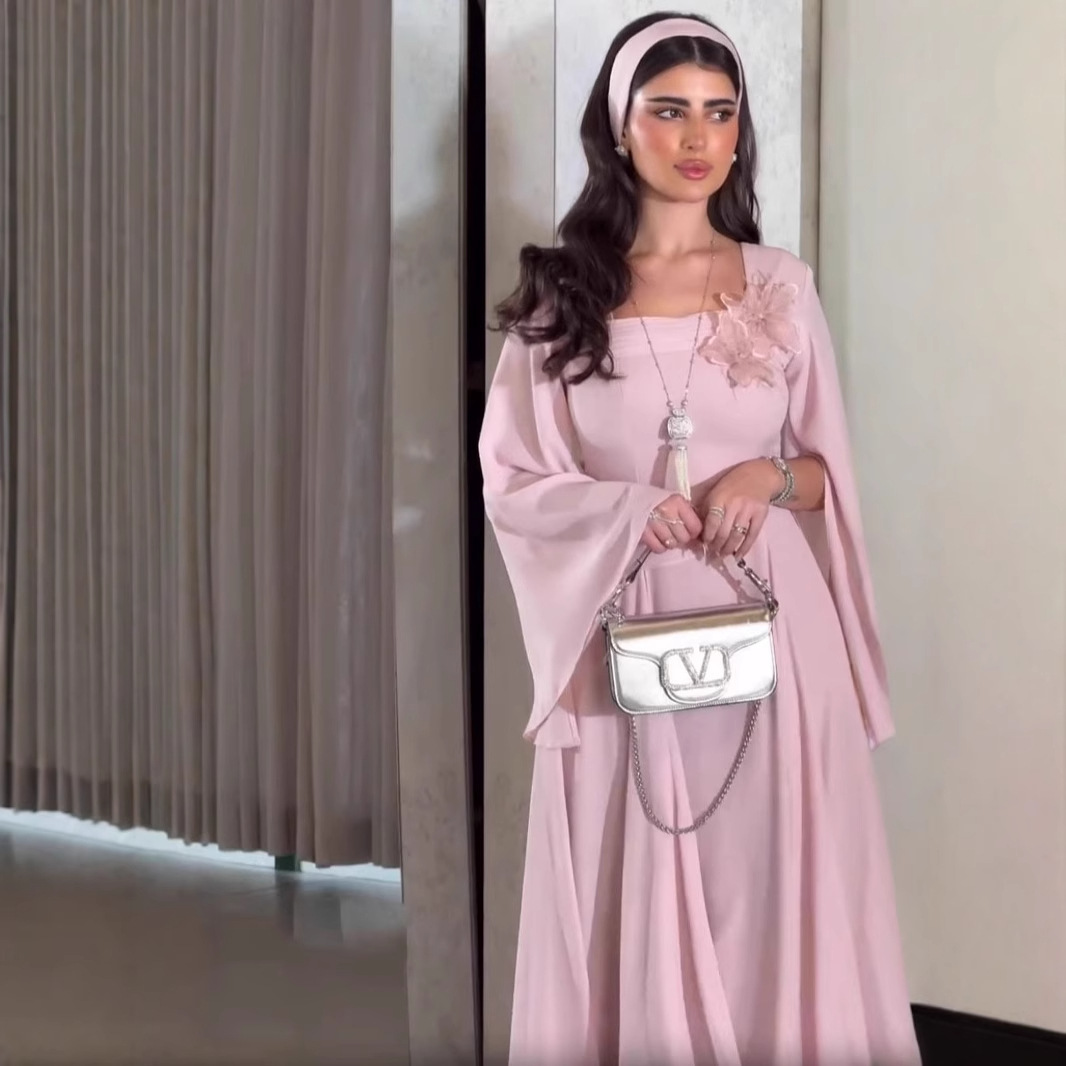 Flower Solid Color Waist Tight Slim Temperament Dress