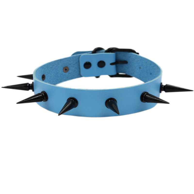 Women's Fashion Rivet Clavicle Chain