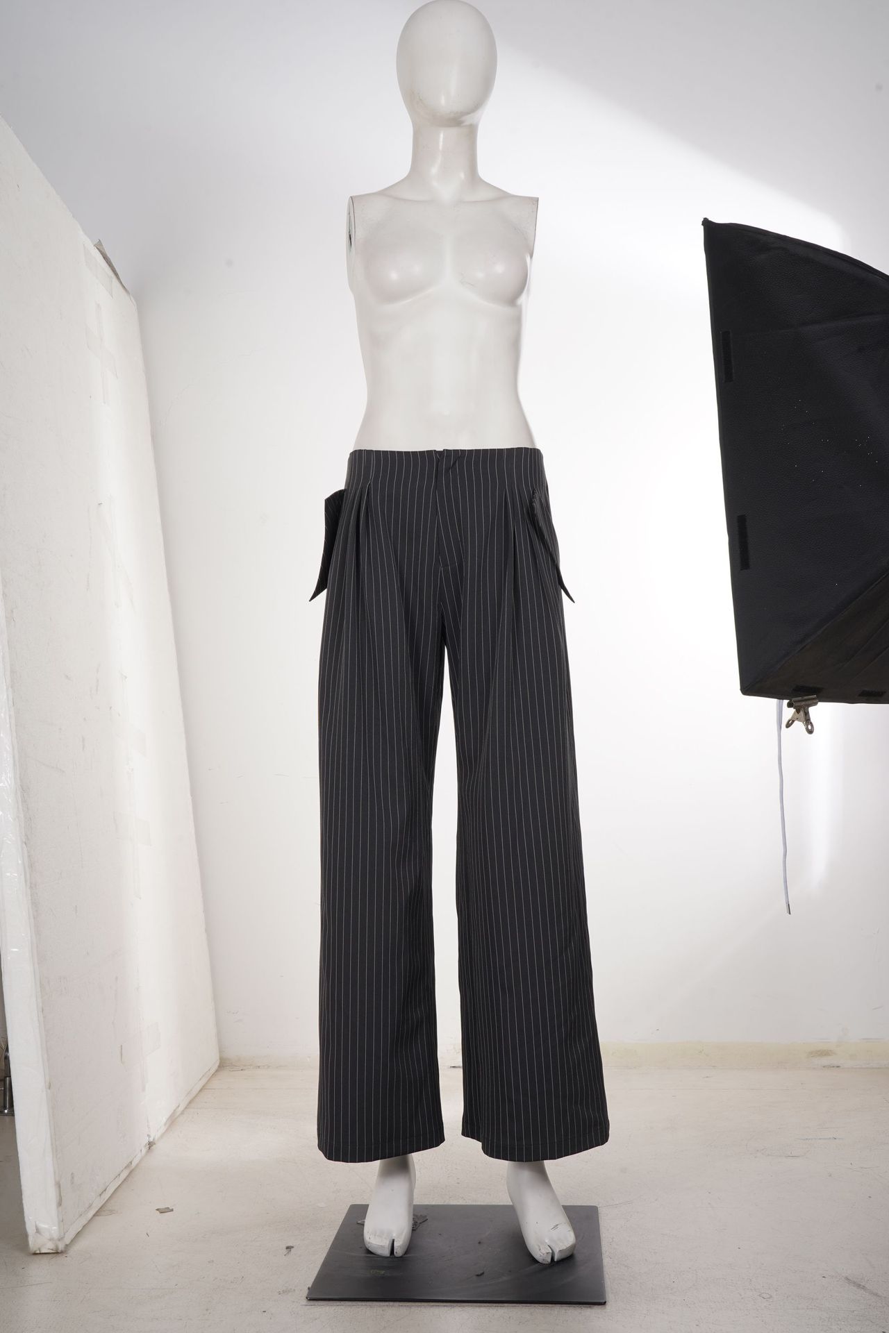 Women's striped pants product image 7