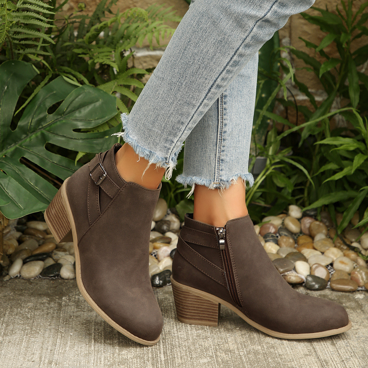 Side-zip Chunky-heel Short-tube Matte Martin Boots With A Slanted Buckle