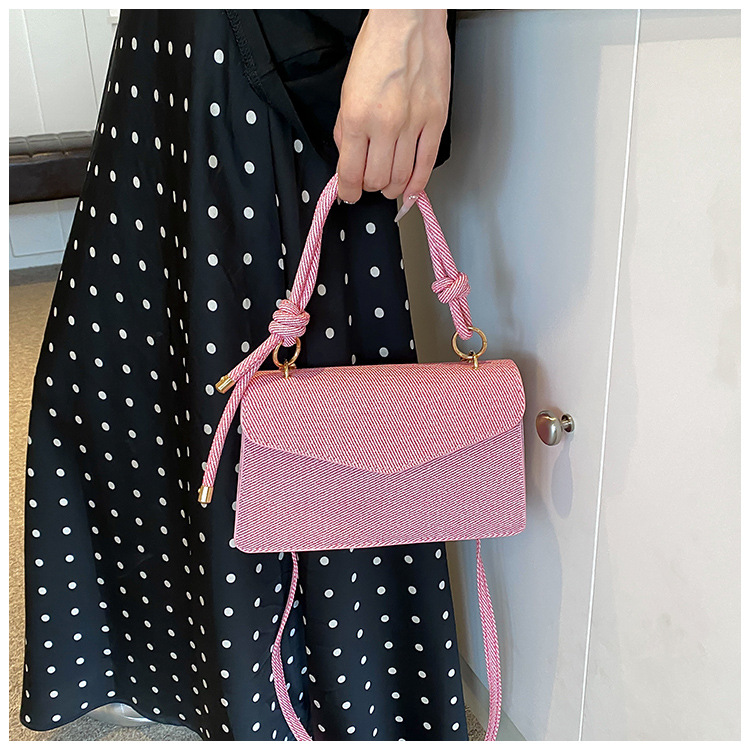 Buy Women's Clothing Online | Buy Trending Dresses for Women