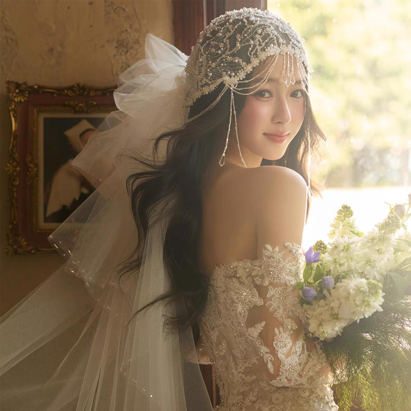French-style Vintage Lace-trimmed Bow Headpiece