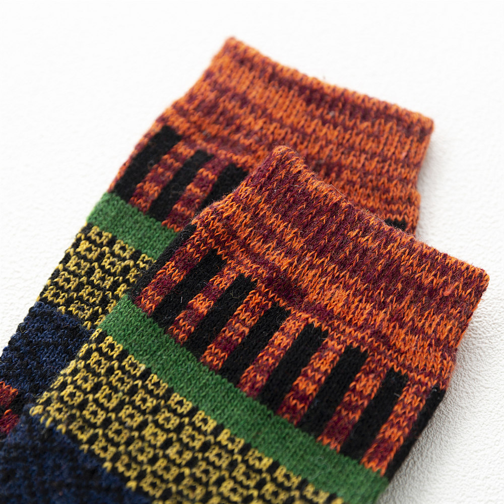 Title 9, Mens Stripe Thickened Mid-tube Wool Socks. War...