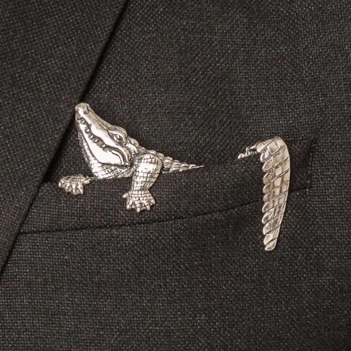 Vintage Traditional Gentleman Suit Animal-shaped Brooch