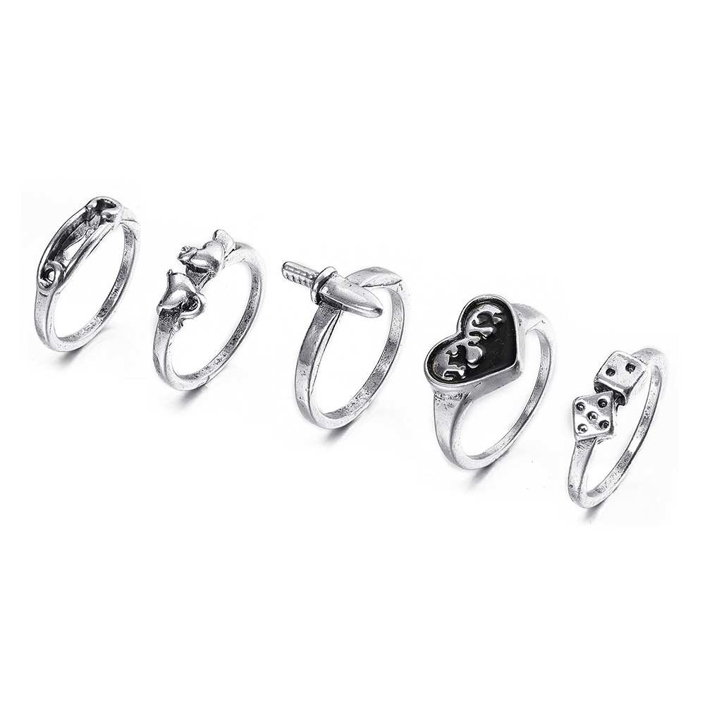Elegant Women's Jewelry Dark Retro Spade Love Heart-shaped