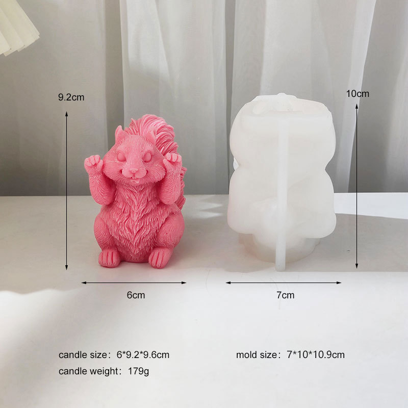 Clapping Squirrel Mold