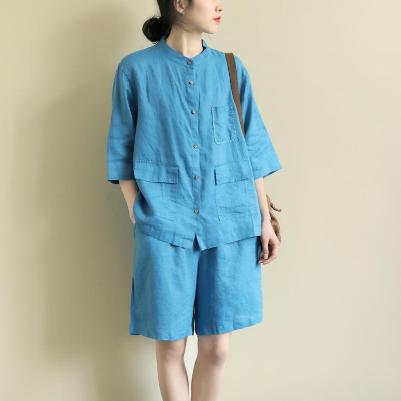 Loose-fit Plus-size Two-piece Set For Women Mandarin-collar Shirt And High-waisted Wide-leg Shorts 3