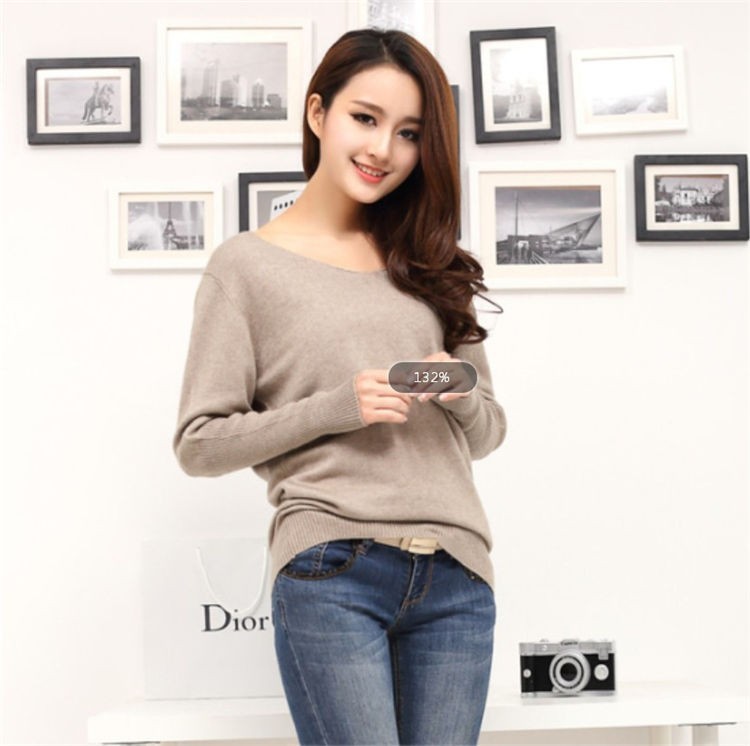 Title 7, V-neck sweater