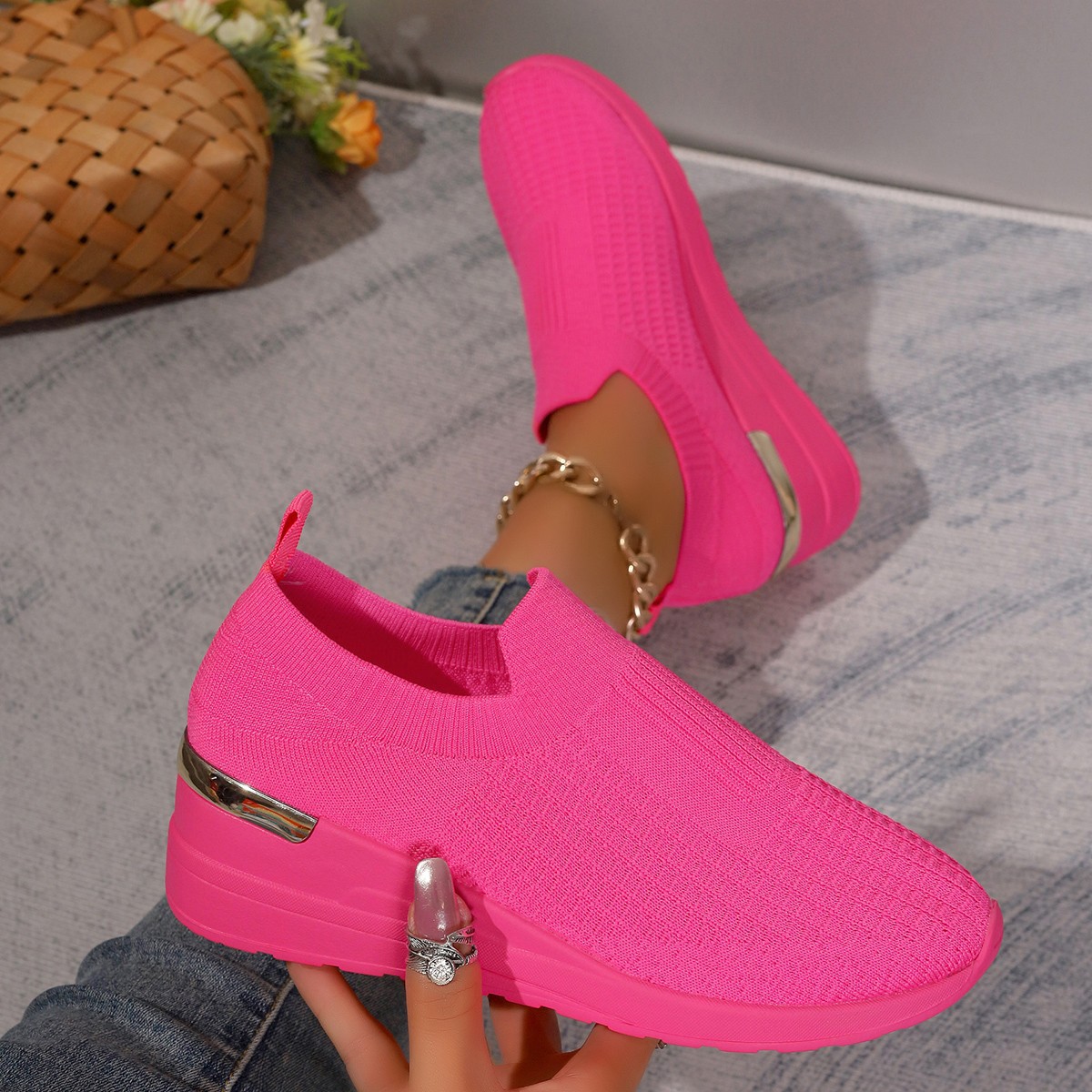 Womens Mesh Flyknit Thick-soled Breathable Casual Shoes