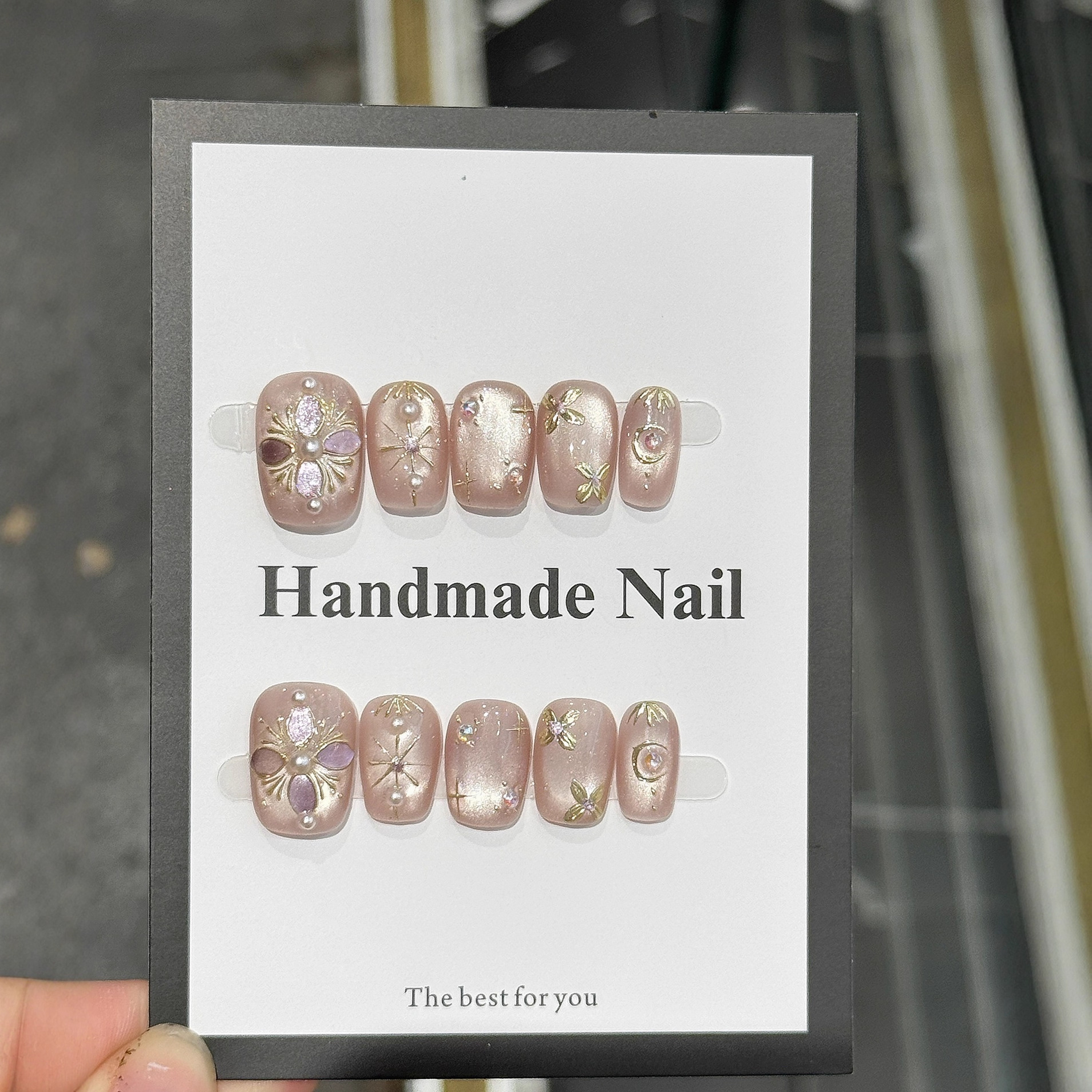 Brightening Purely Handmade Wearable Nails