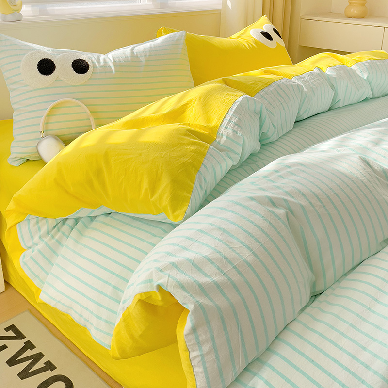 Big Eyes Four-piece Bedding Set Sanding Duvet Cover Bedding Suit - Image 4