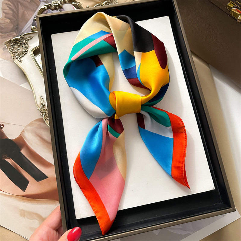 New Dopamine-print Silk Scarf For Women
