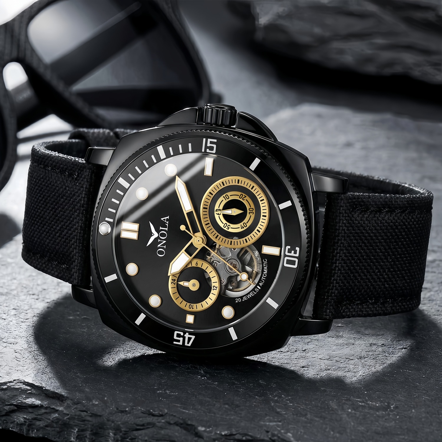 https://cf.cjdropshipping.com/quick/product/79e5fadf-6433-4f52-8c78-428375a178b5.jpg