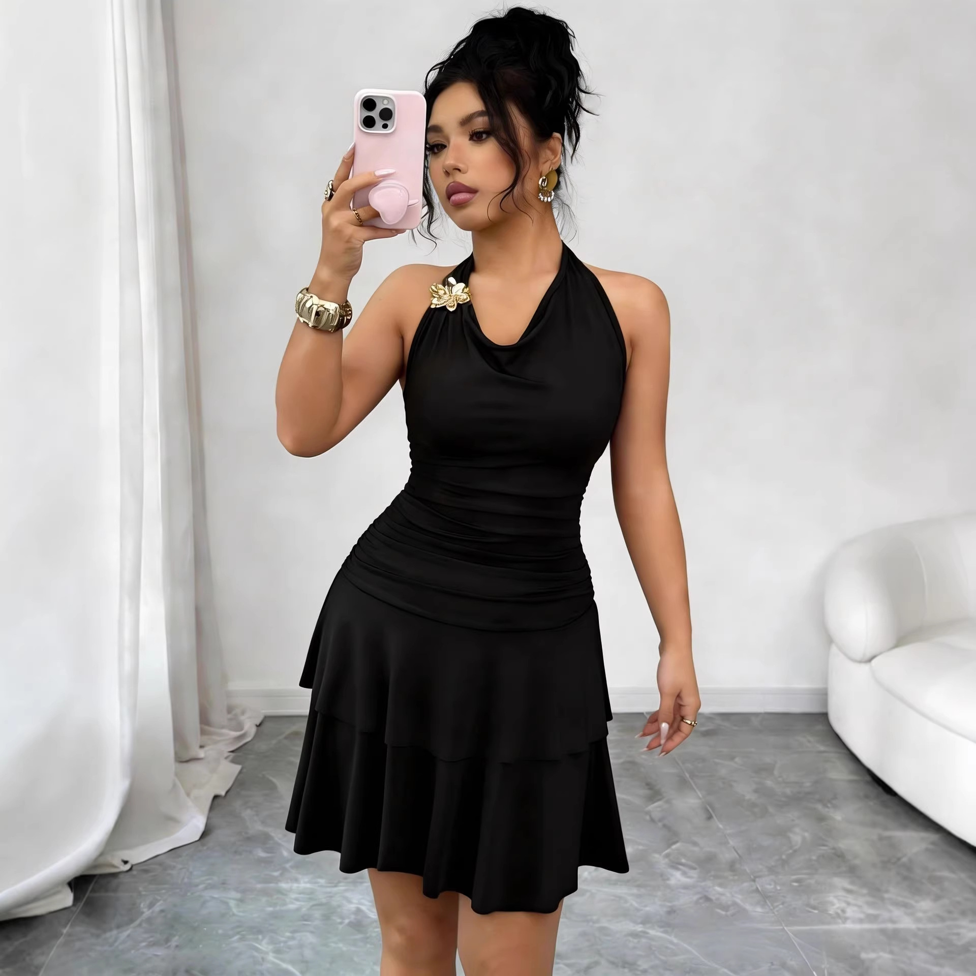 Metal-clasp Pleated Figure-flattering Sheath Dress
