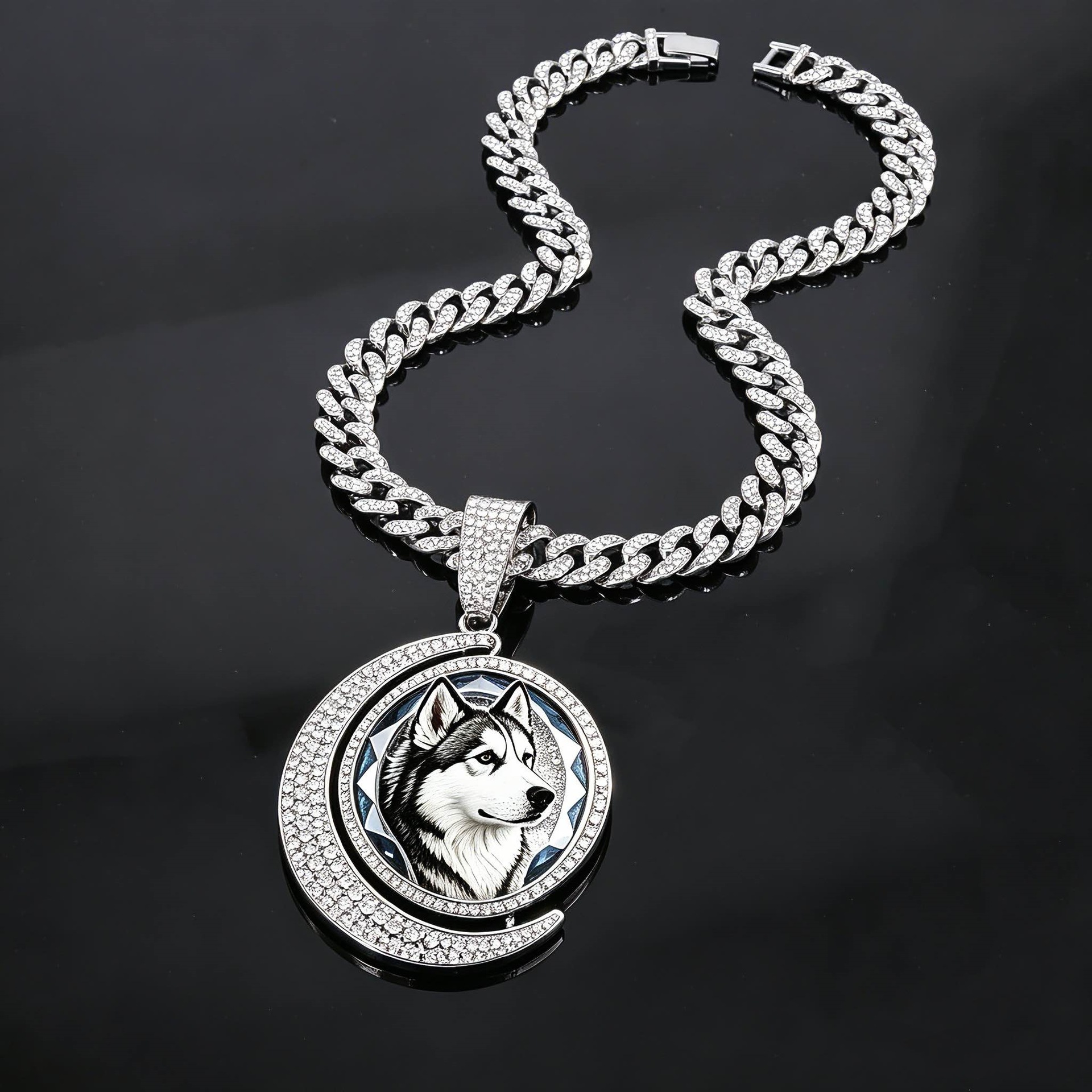 Moon-themed Trendy Animal Rotating Accessory