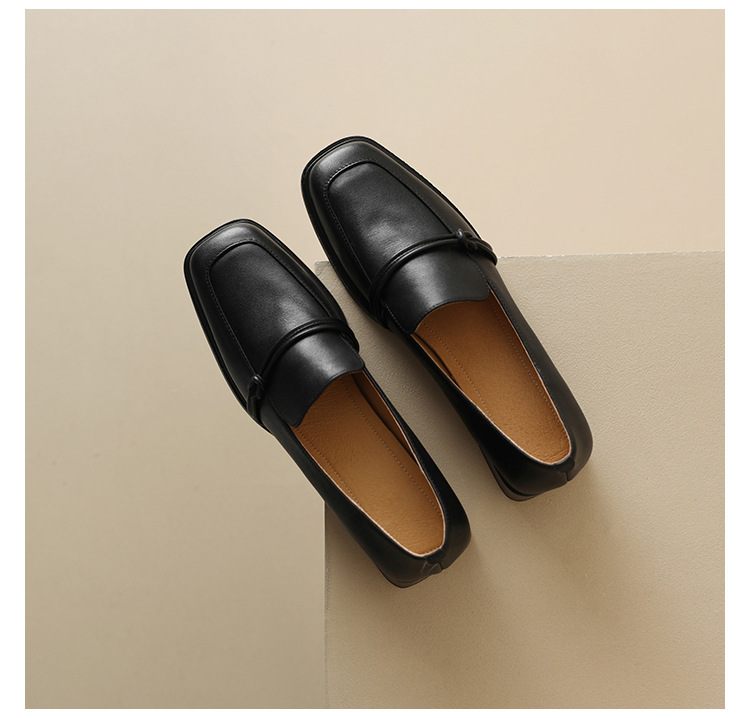 Women’s Retro Minimalist Mid-Heel Leather Shoes