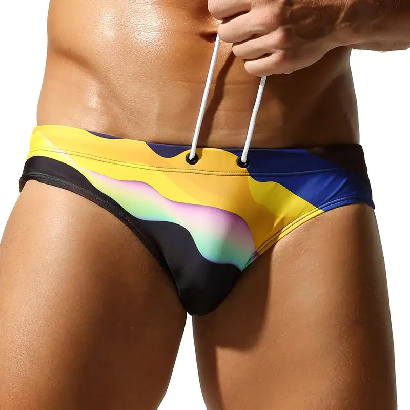 New Stylish Mens Beach Swim Trunks With A Rainbow-striped Design