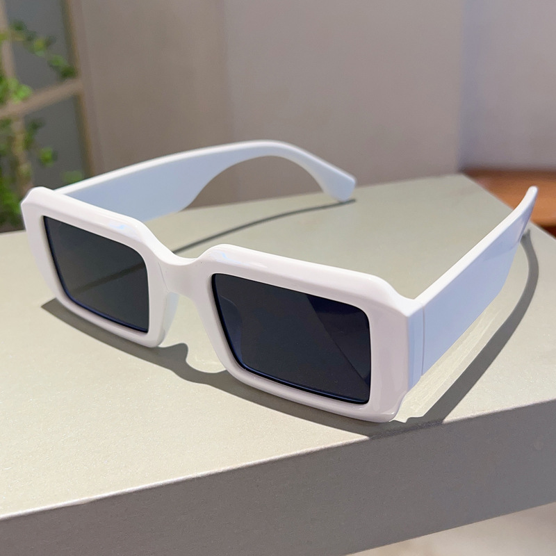 Stylish Retro Minimalism UV Protection Sunglasses - Image 12