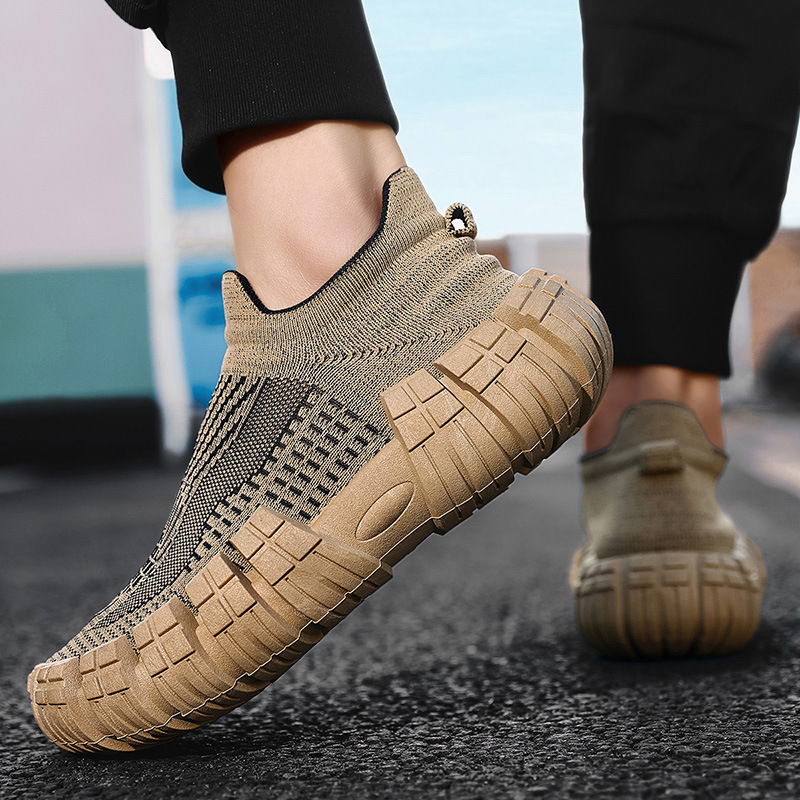 Mens Lightweight Non-slip Soft-soled Mesh Flyknit Casual Sports Shoes