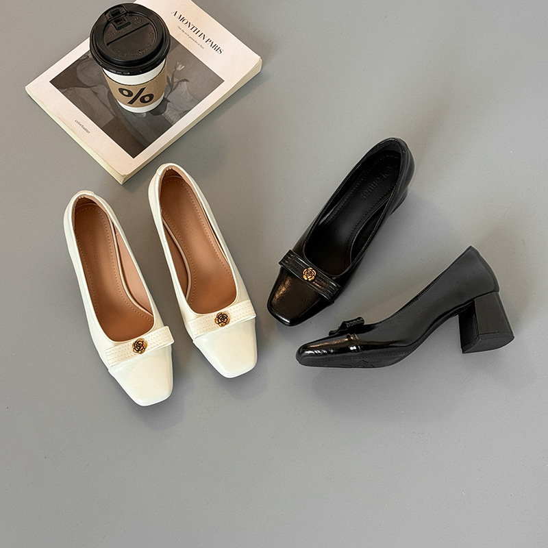 Sweet Bowtie Square-toe Chunky Heel High Heels