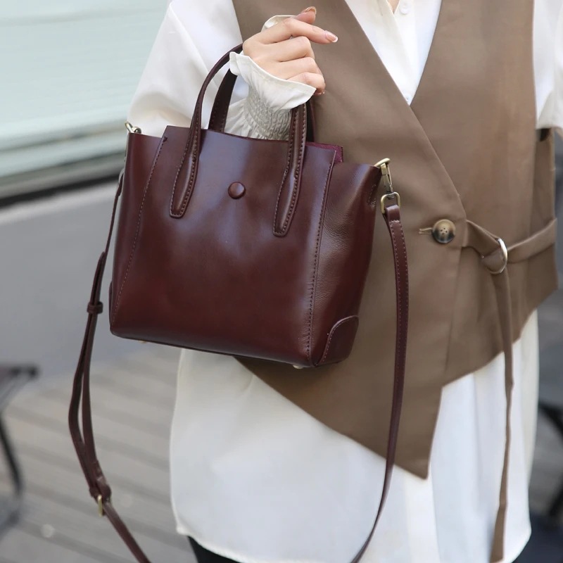 Stylish And Minimalist Genuine Leather Shoulder Crossbody Bag For Women