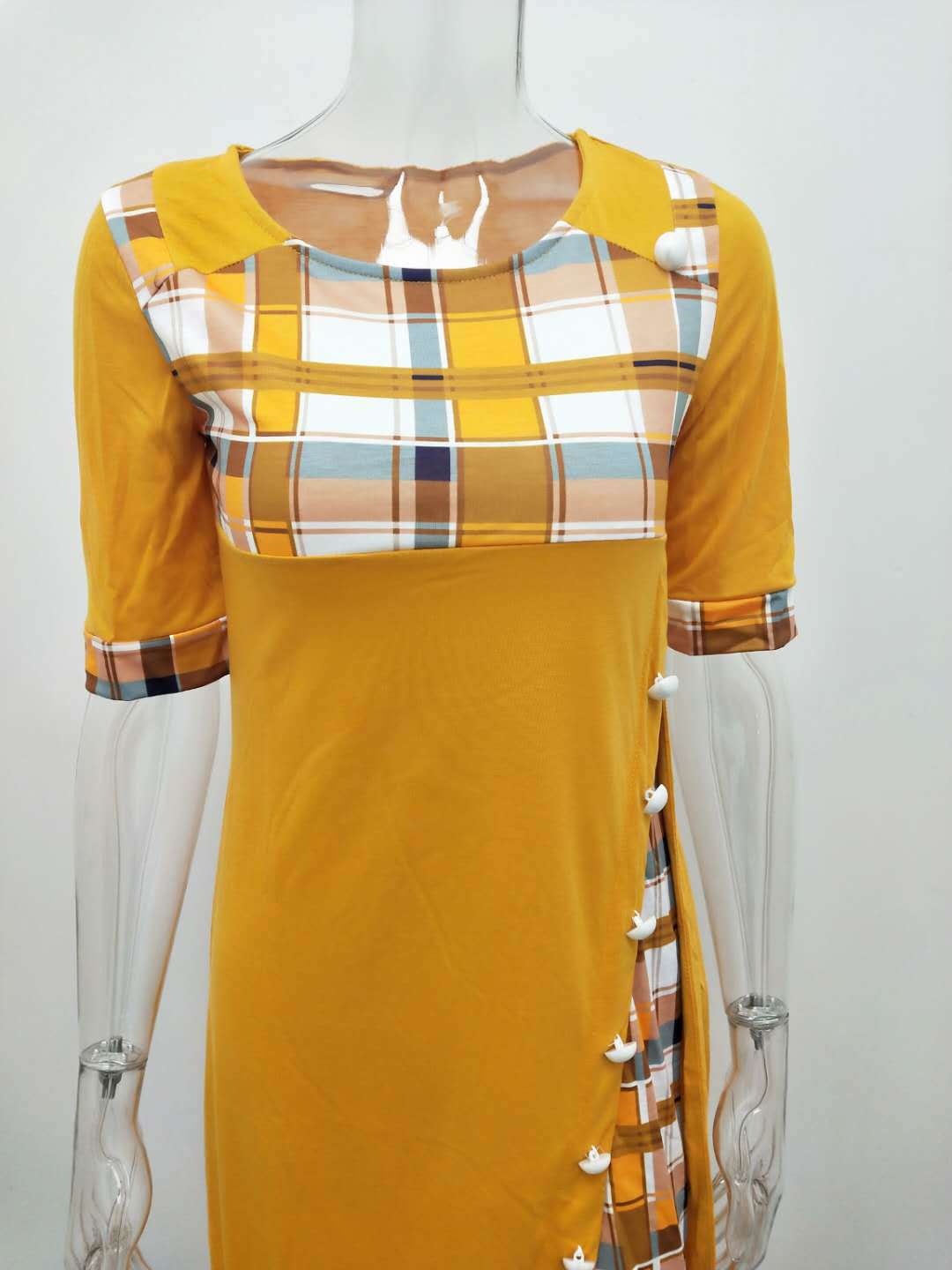 Round Neck Contrast Medium Sleeve Long Dress