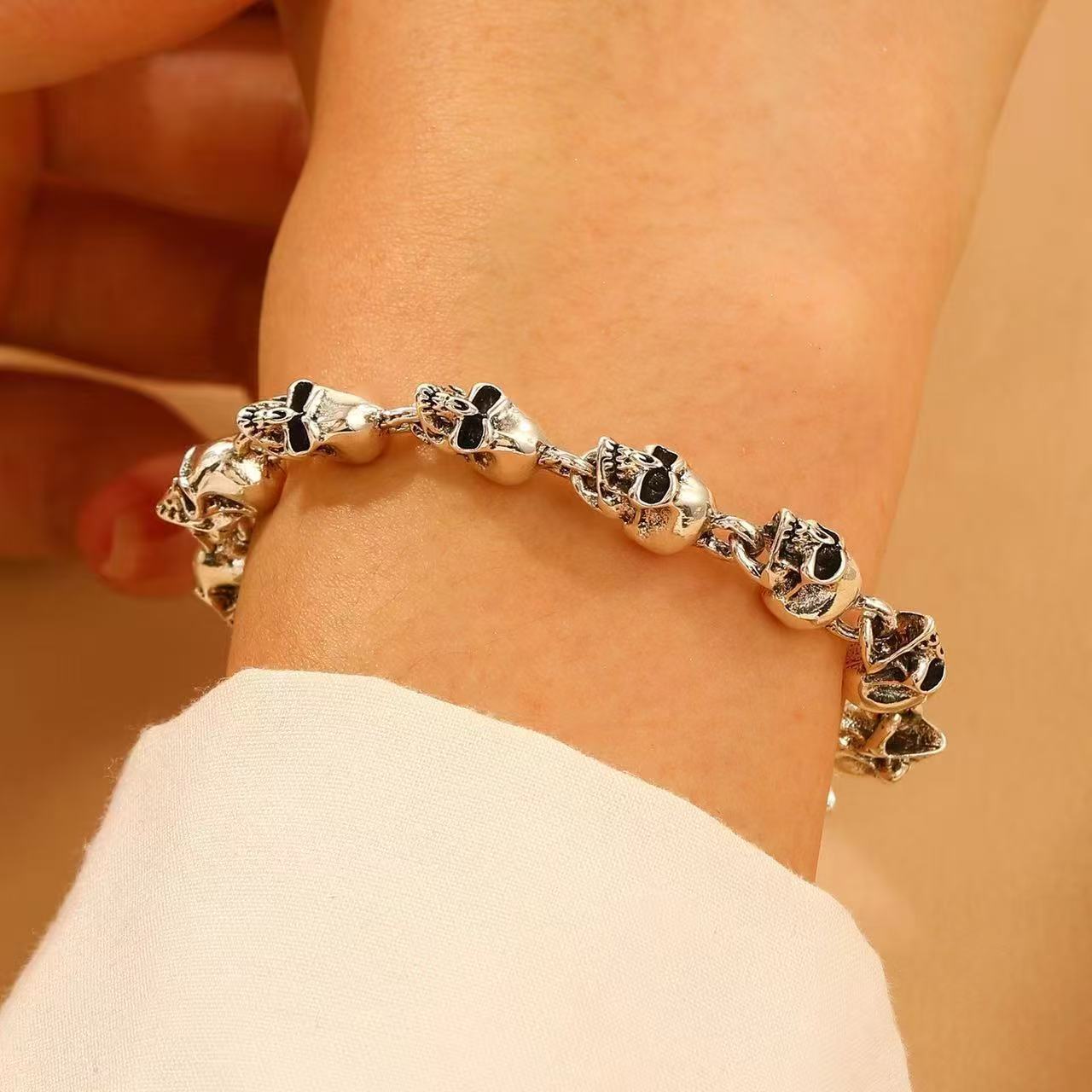 Retro Dark Punk Style Personalized Mens Skull Bracelet