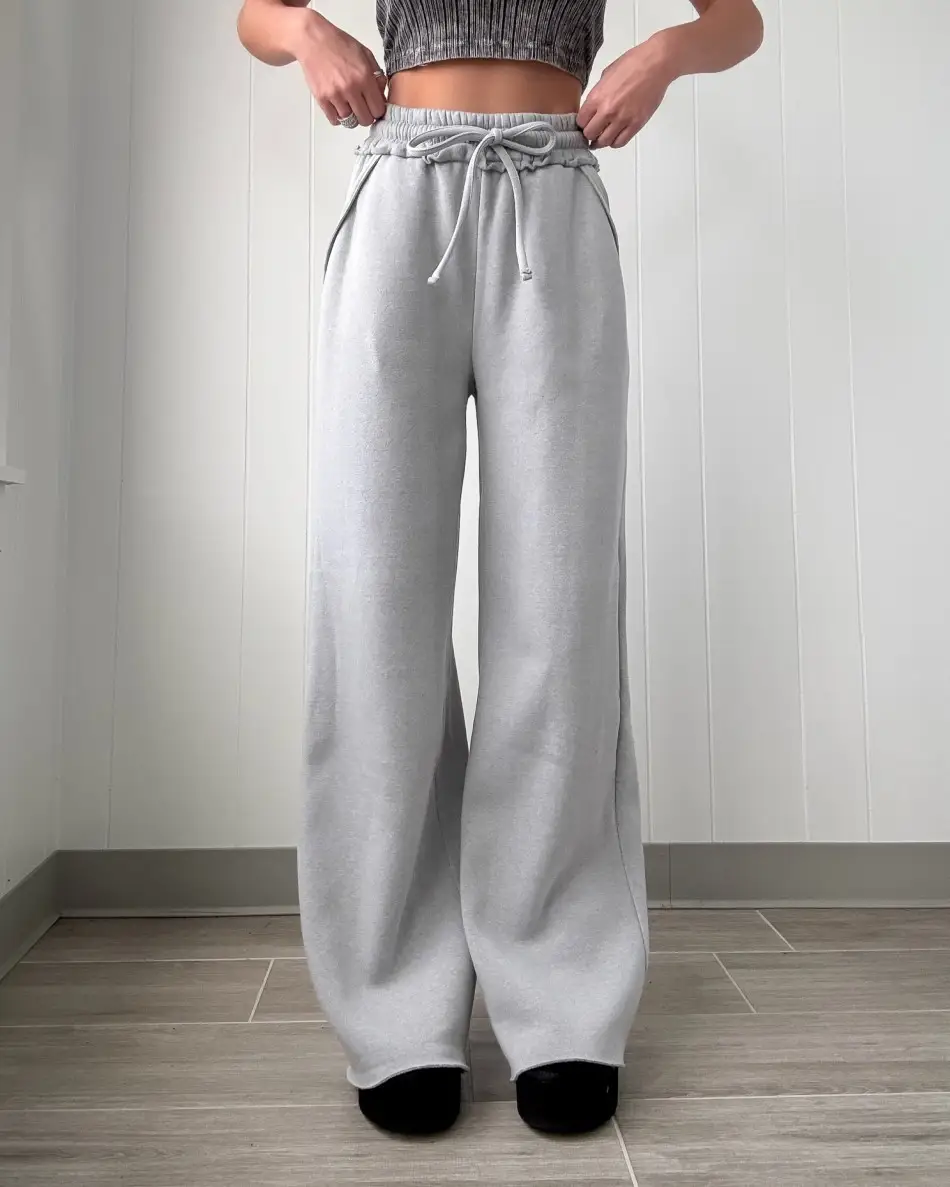 Stylish Minimalist And Relaxed Fit Wide Leg Pants For Women