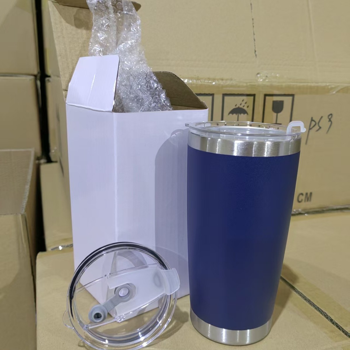 20oz Car Mug 304 Stainless Steel Double-Wall Vacuum Insulated Bottle