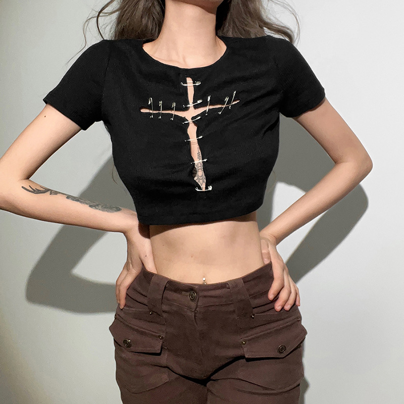 Title 3, Camiseta Feminina Slim Cropped com Decote Redon...