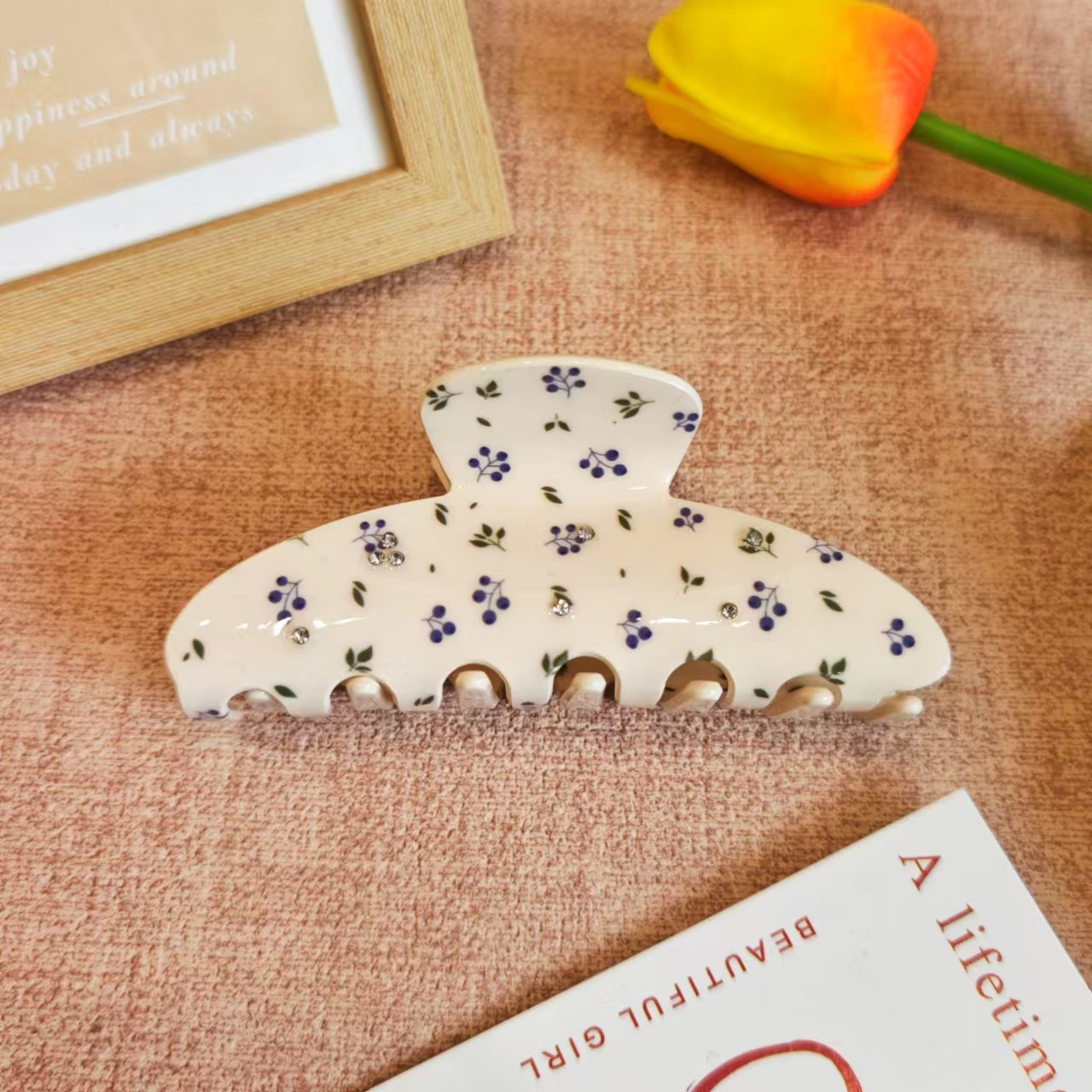 https://cf.cjdropshipping.com/quick/product/7c3a00df-3742-4c5e-ba1e-028651a0d158.jpg