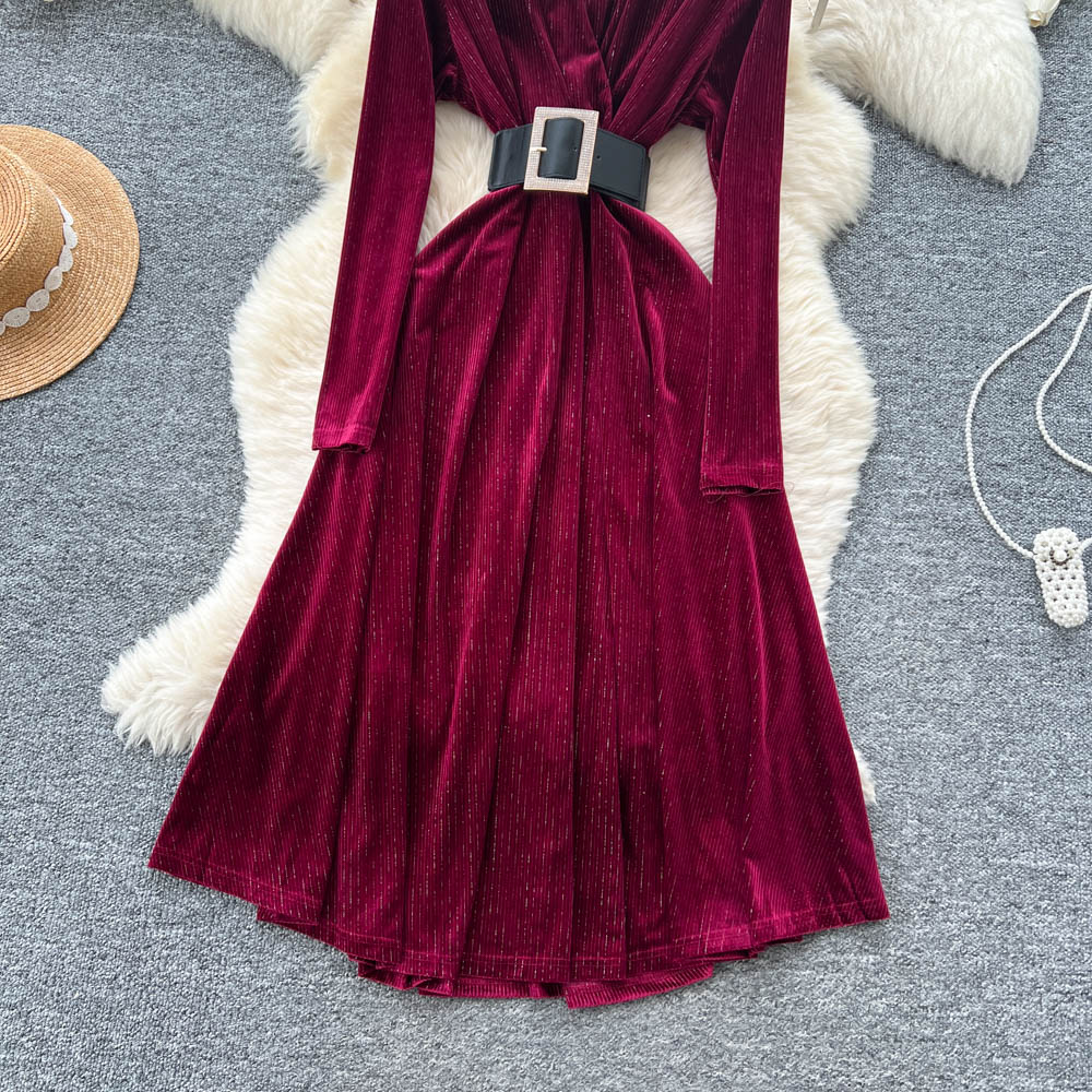 Buy Women's Clothing Online | Buy Trending Dresses for Women