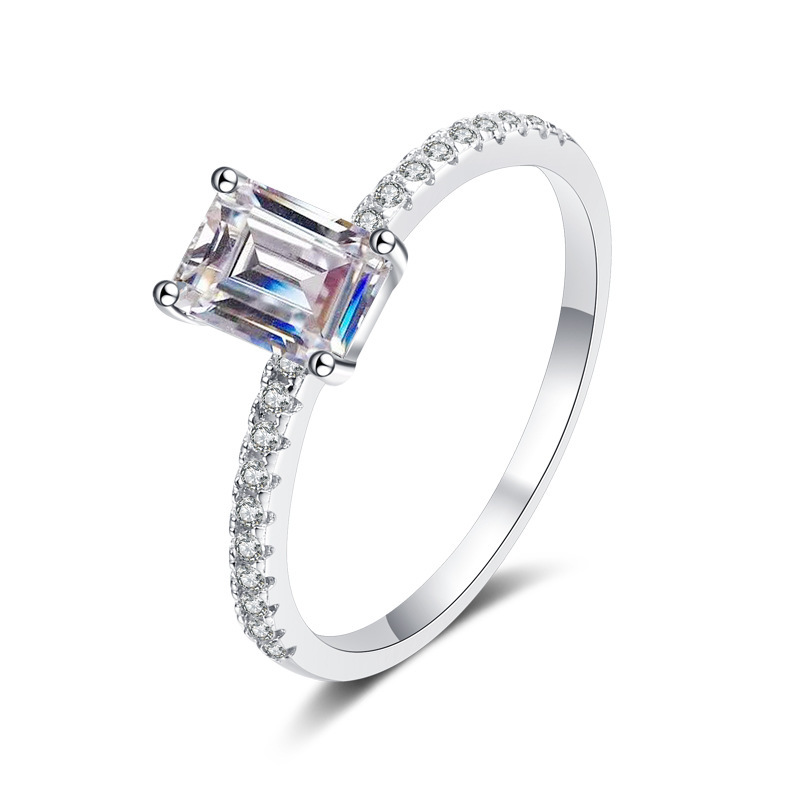 S925 Sterling Silver Women's Four-claw Moissanite Ring Women's