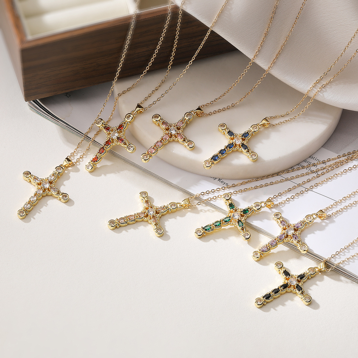 Affordable Luxury Fashion Copper Plated Real Gold Zircon Cross Pendant Necklace