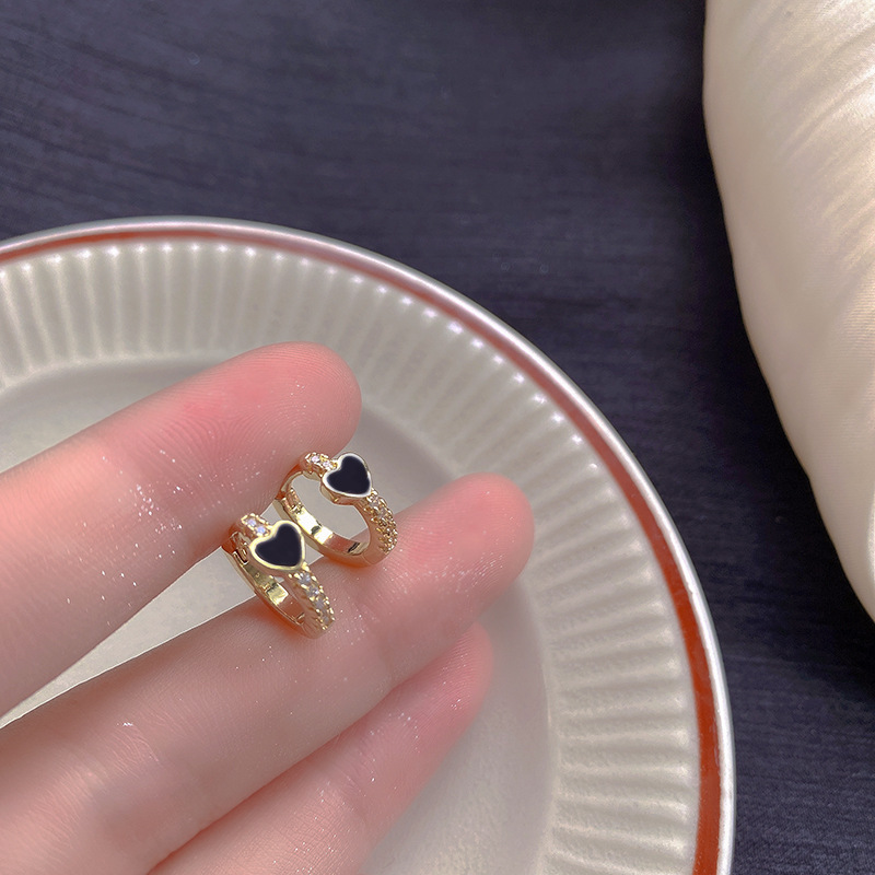 Small And Simple Metal Ear Ring Pearl Zircon Earrings