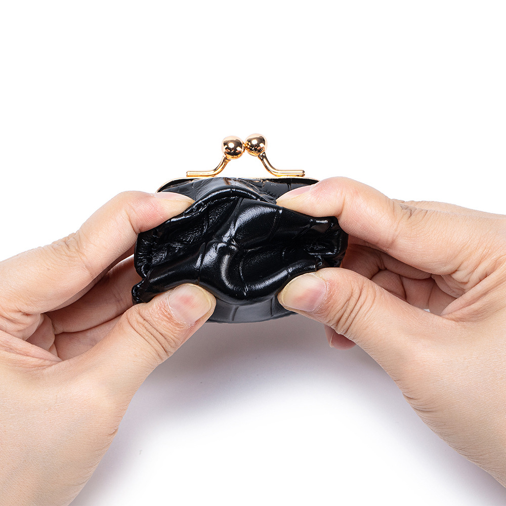 Japanese-style Creative Leather Wallet With Pattern For Coins