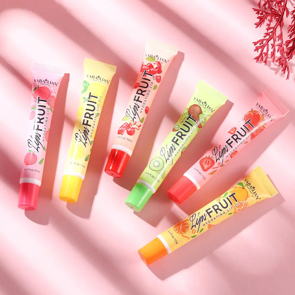 A Long-lasting Naturally Hydrating Lip Gloss