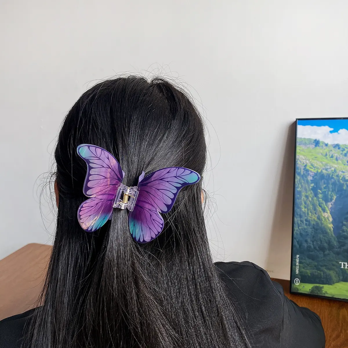 Female High-end Simulation Butterfly Grab Clip