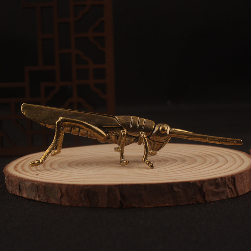 Title 4, Antique Bronze Grasshopper Tea Ornaments