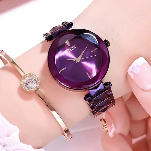 New Women's Fashion Personalized Trend Atmosphere Watch Steel Belt