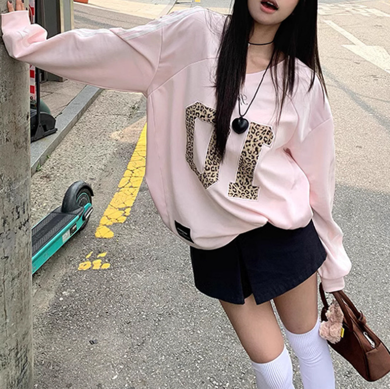 Title 3, Leopard Print Letter Long-sleeved Sweater Sport...