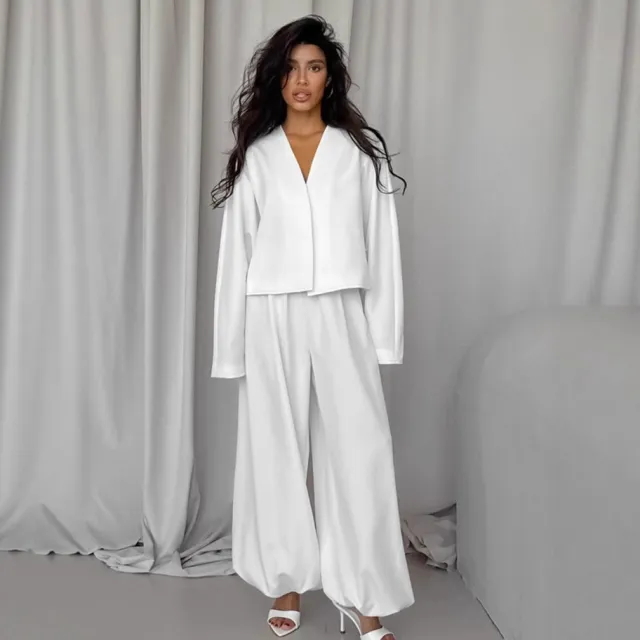 Simple White V neck Top And Trousers Loose Leisure Suit White - Shop at LoveMi