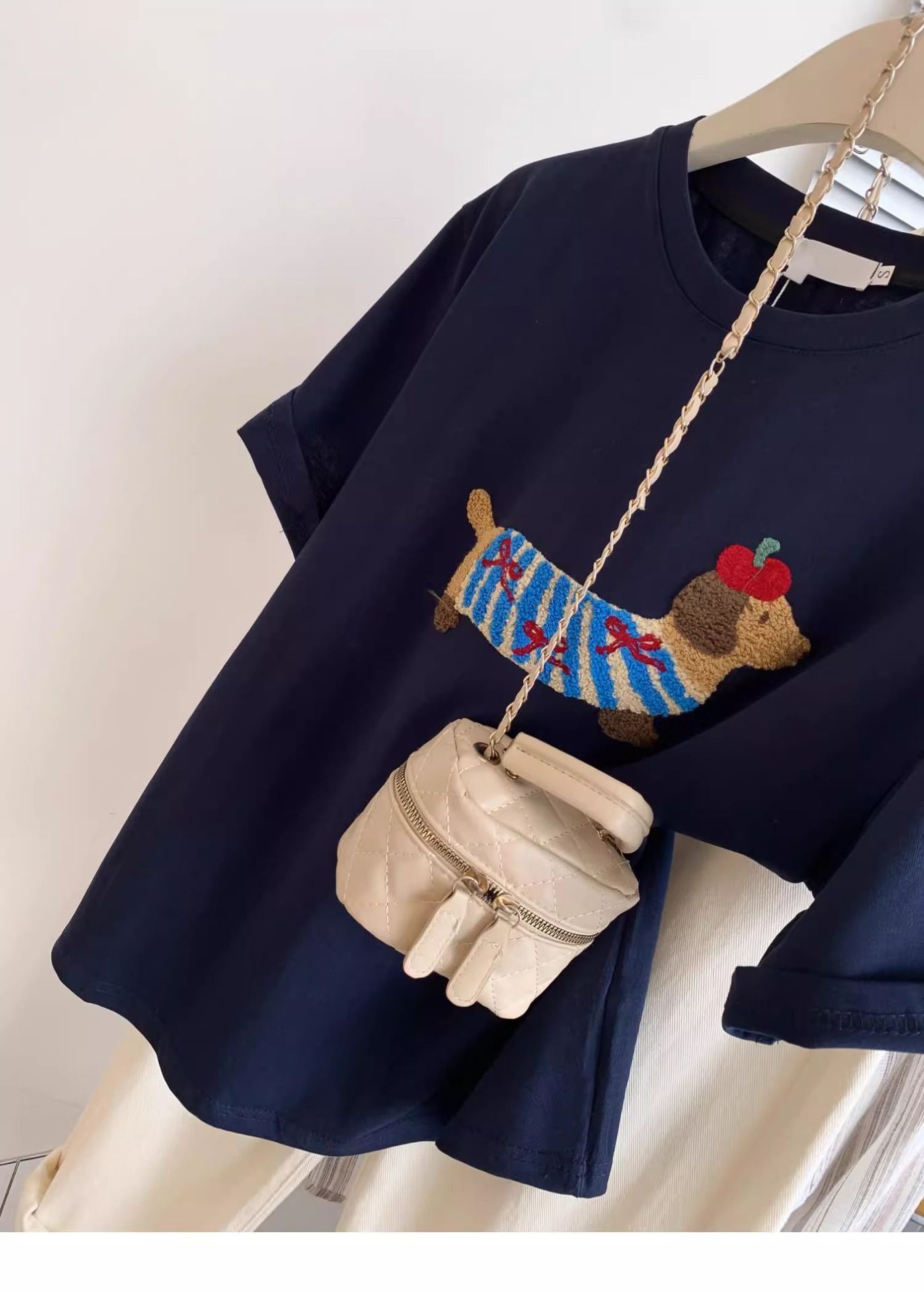 Wrinkle-Resistant Loose Fit Cotton T-Shirt with Puppy Embroidery