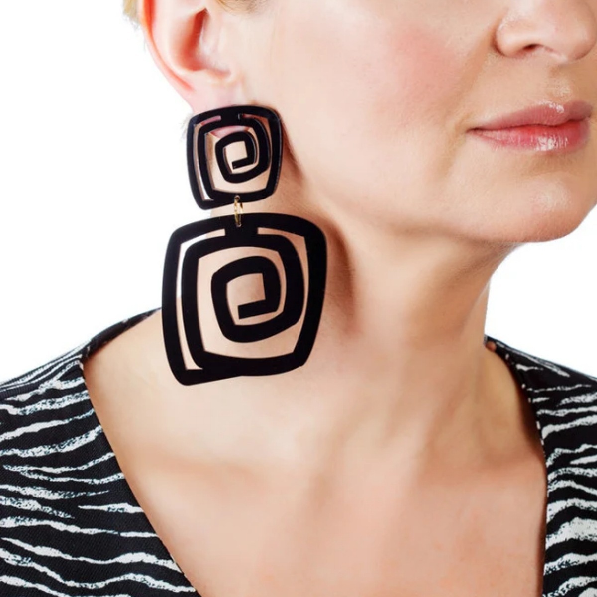 Personality Punk Exaggerated Geometric Instagram-Style Earrings Personality Punk Exaggerated Geometric Instagram-Style Earrings