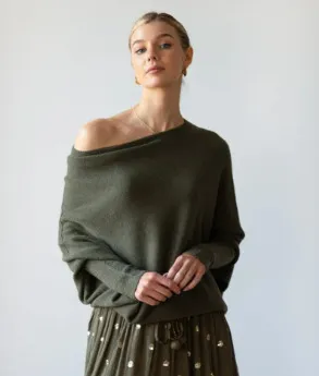 Women's Solid Color Round Neck Long Sleeve Knitted Sweater Green - Shop at LoveMi