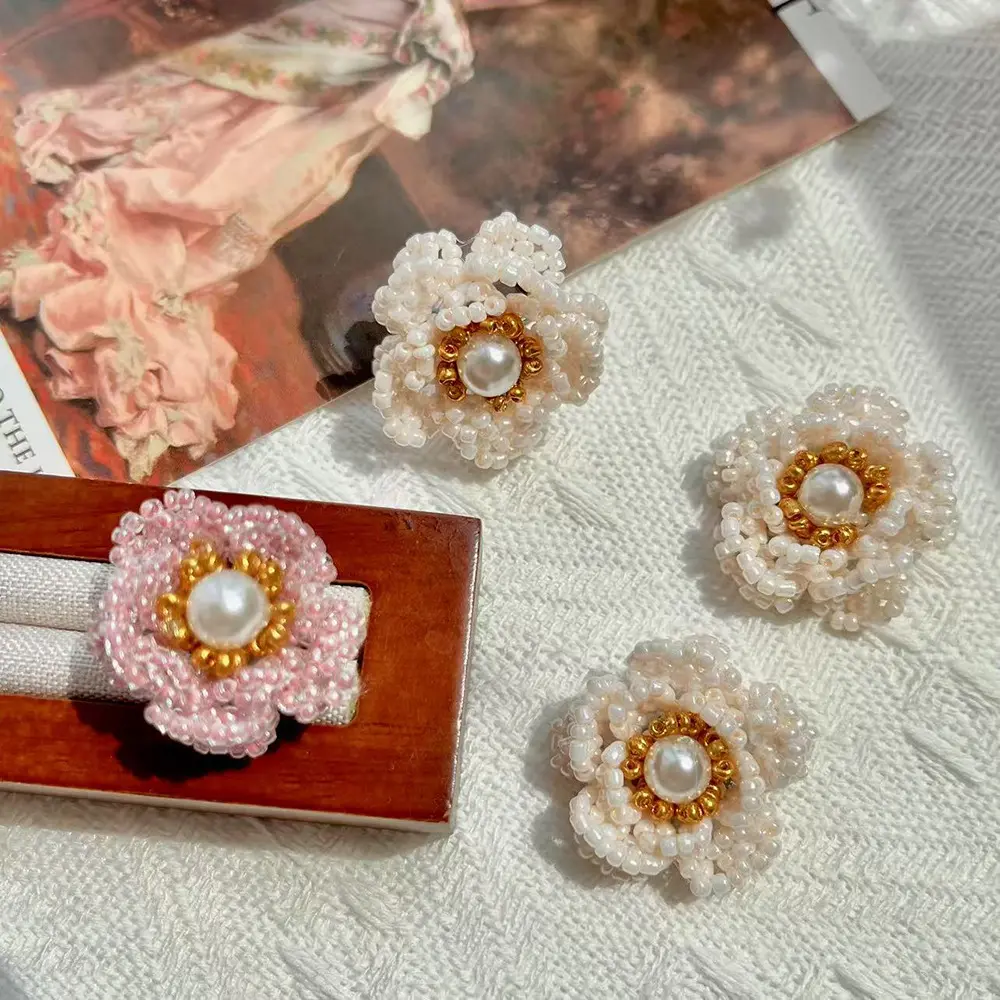 French-style Light-luxury Camellia Stud Earrings