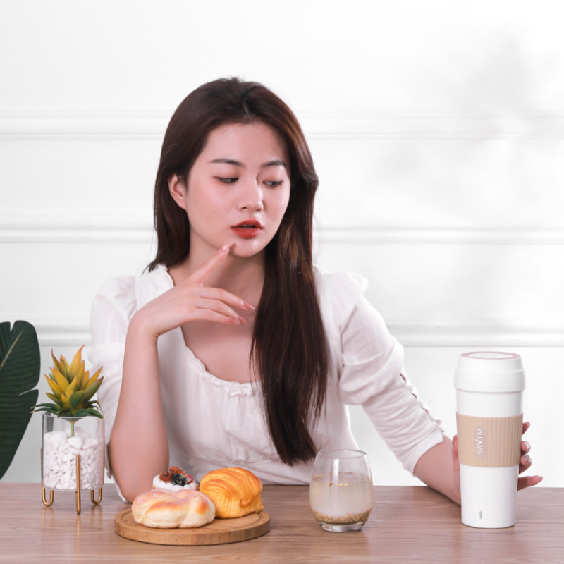 Portable Insulated 304 Stainless Steel Water Bottle For Luggage 3